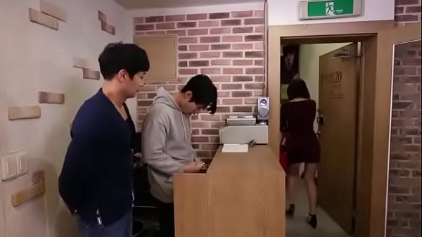 Tình một đêm ân ái với em teen lạ mặt